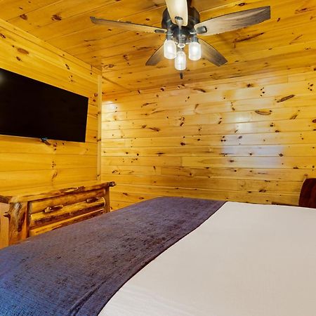 Rivers Edge Villa Cosby Esterno foto